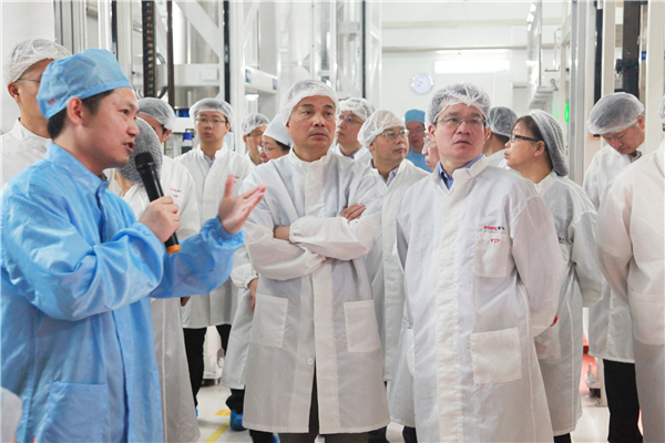 項目組專家蒞臨現場參觀指導.jpg