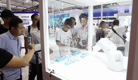 SR4B-人機協作互動.gif