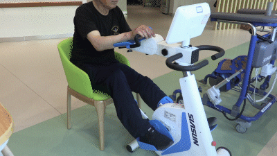新松上下肢主被動訓練系統.gif