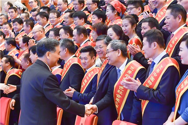 曲道奎總裁榮獲“優秀中國特色社會主義事業建設者”稱號